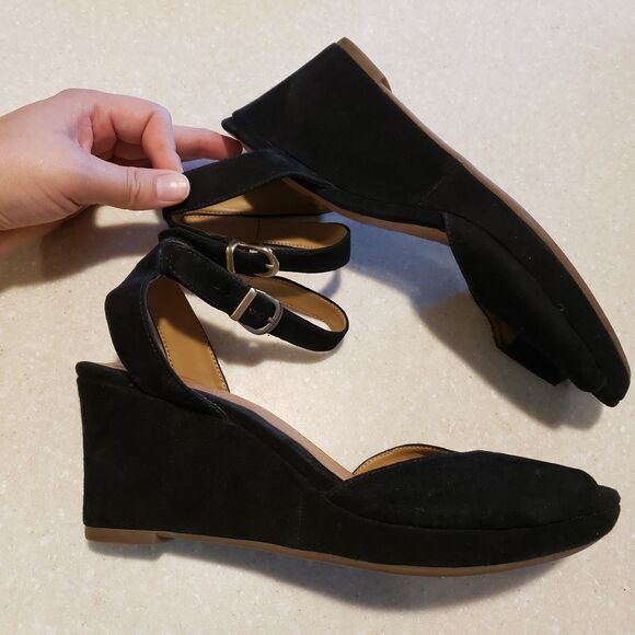 Clarks Flores Raye Black Suede Peek-Toe Wedges - Size 9.5M - Picture 8 of 8